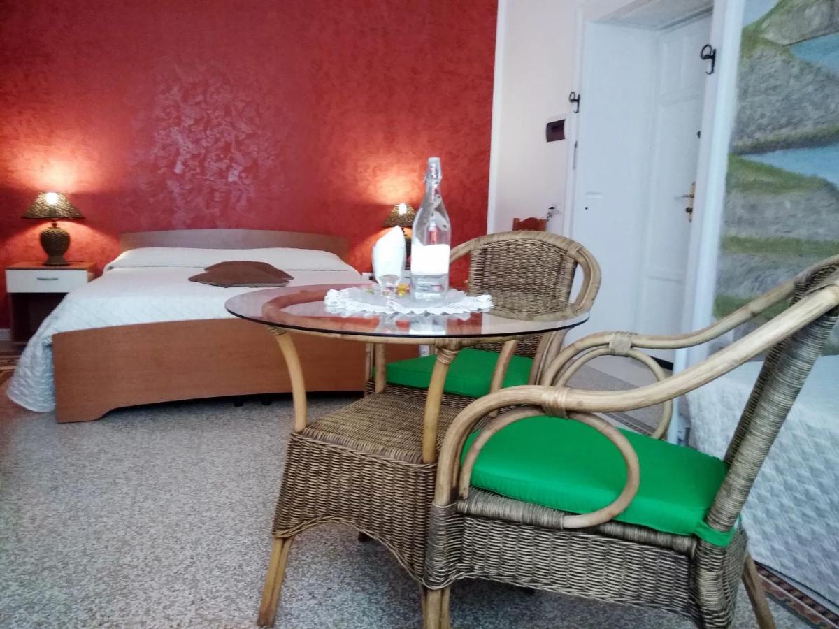 B&B Vico Vacanze Віко-дель-Ґарґано Екстер'єр фото