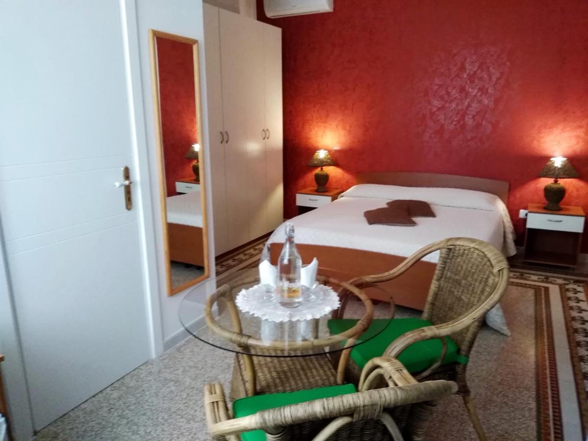 B&B Vico Vacanze Віко-дель-Ґарґано Екстер'єр фото