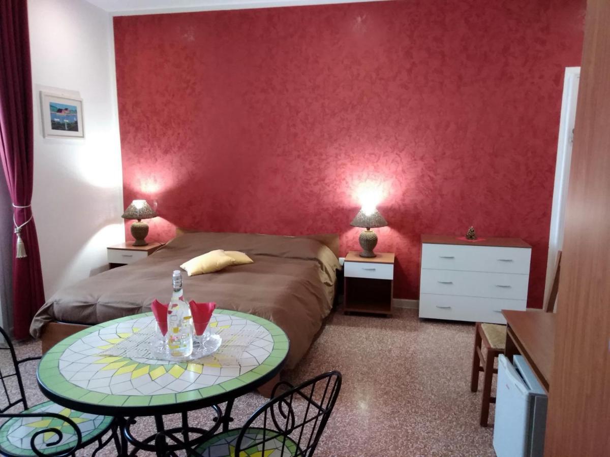 B&B Vico Vacanze Віко-дель-Ґарґано Екстер'єр фото